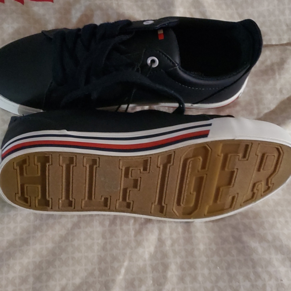 New - Picture 3 of 3